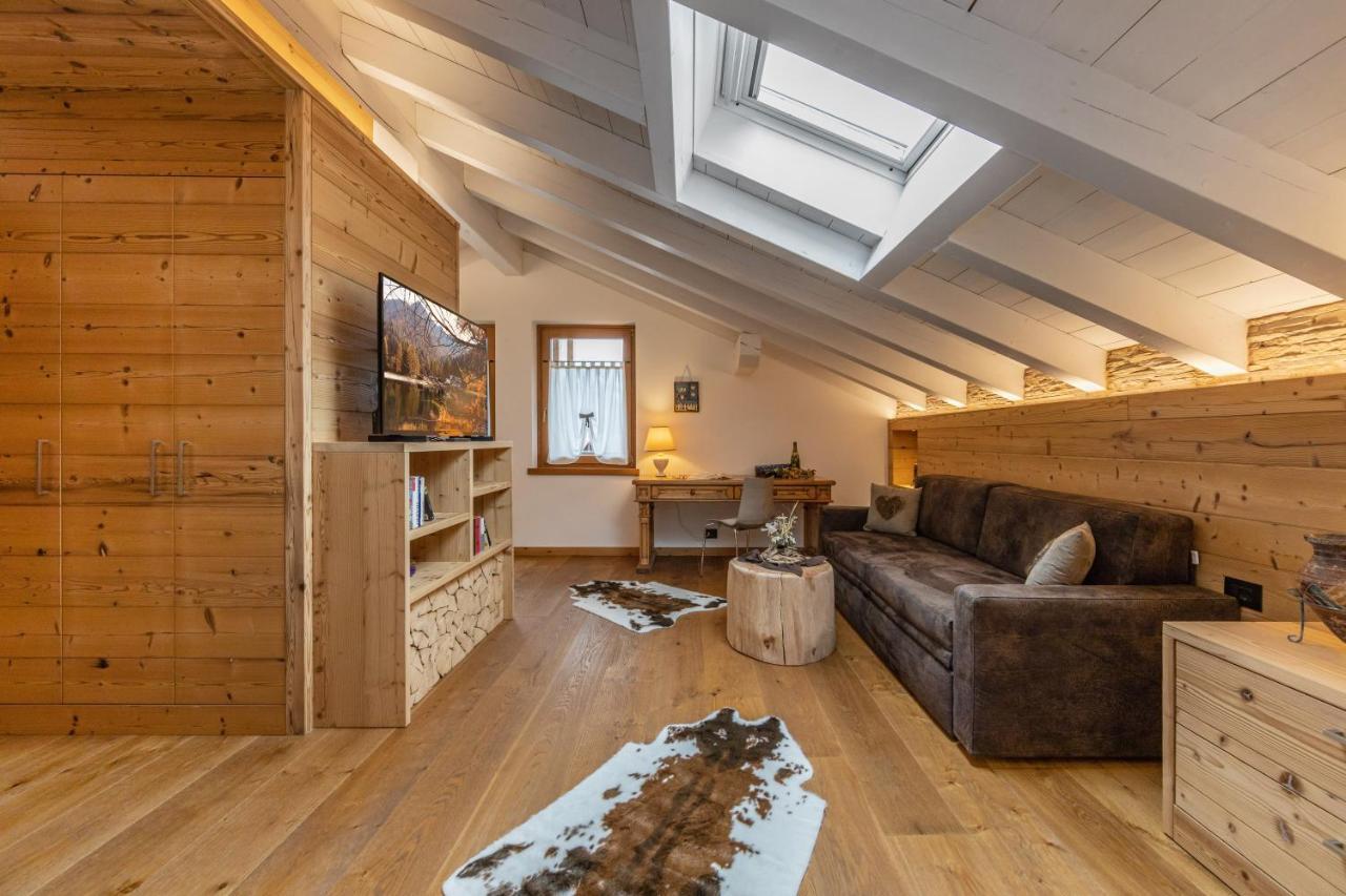 Chalet Mountain Plaza - Apt Greenvalley Pinzolo Buitenkant foto