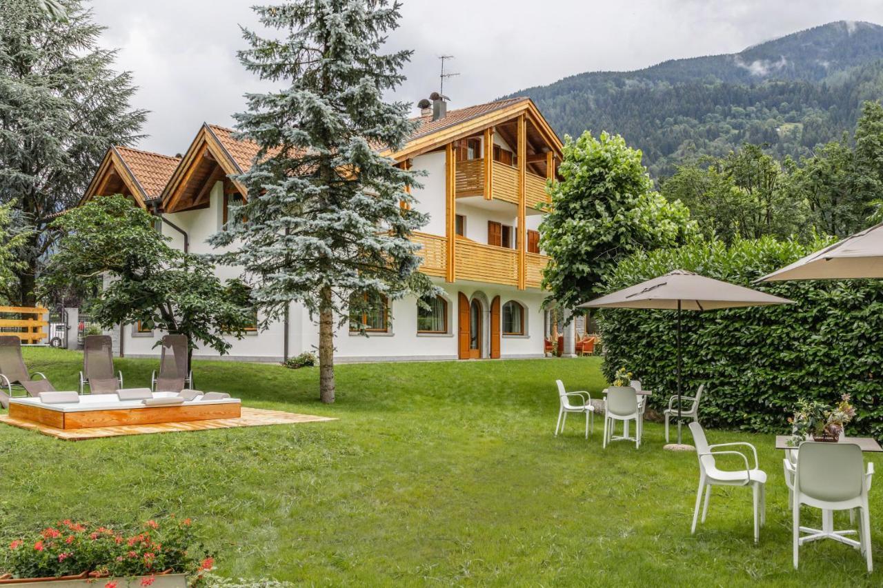 Chalet Mountain Plaza - Apt Greenvalley Pinzolo Buitenkant foto