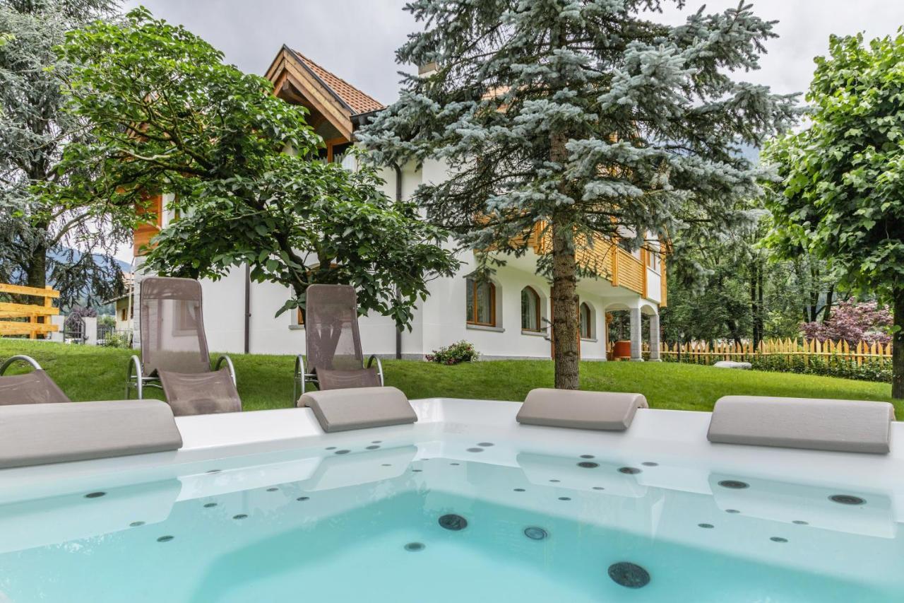 Chalet Mountain Plaza - Apt Greenvalley Pinzolo Buitenkant foto